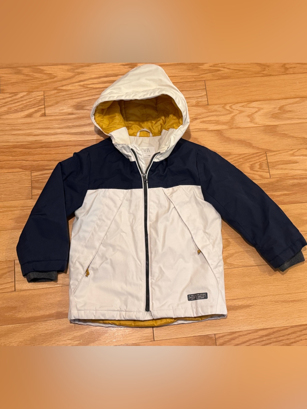 Zara Kids Fall to Winter Color Block jacket coat with hood and front pockets